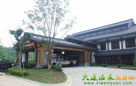 大連東泉假日酒店